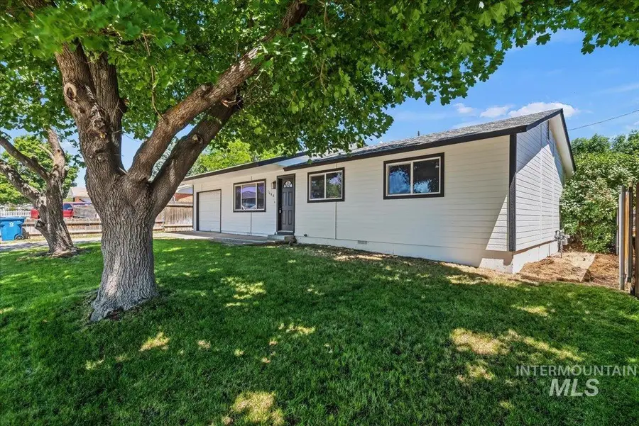 1640 N 14th East, Mountain Home, ID 83647 - #2