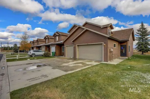 26 Mangum Cir #8, Donnelly, ID 83615