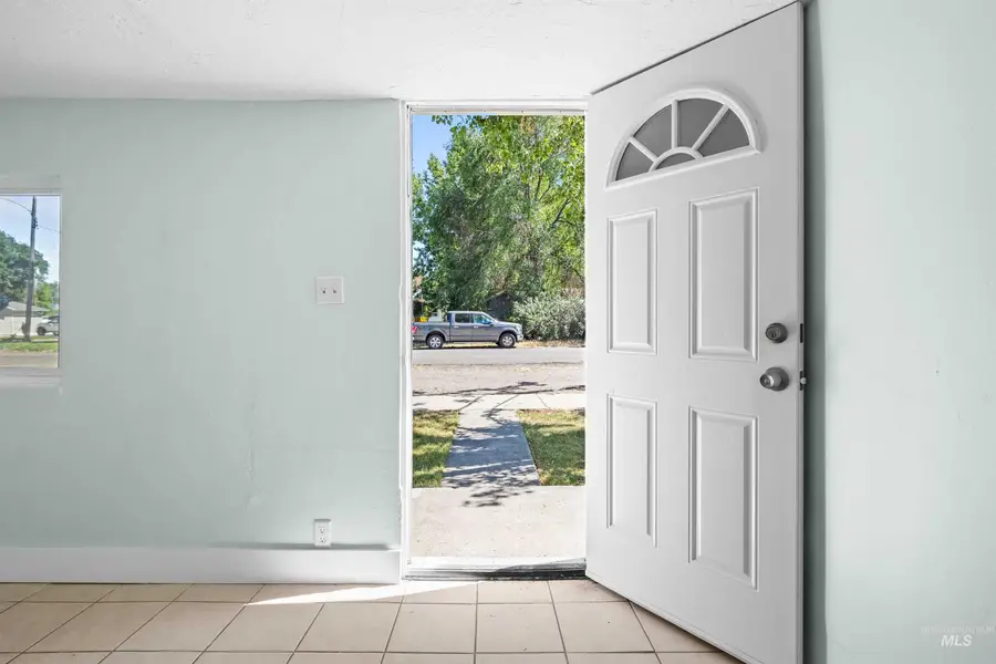 604 W Ave B, Jerome, ID 83338 - #3