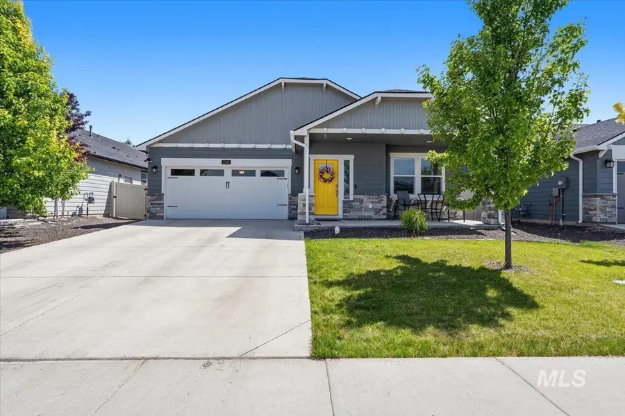 2301 W Skylar St, Nampa, ID 83686 - #2