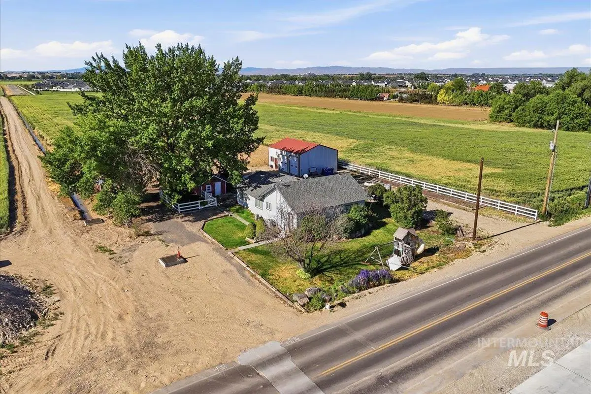 4505 Ustick Rd, Nampa, ID 83687 - #1