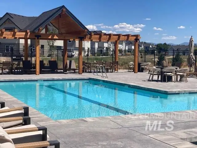 203 S Koyukuk Lane, Star, ID 83669 - #2
