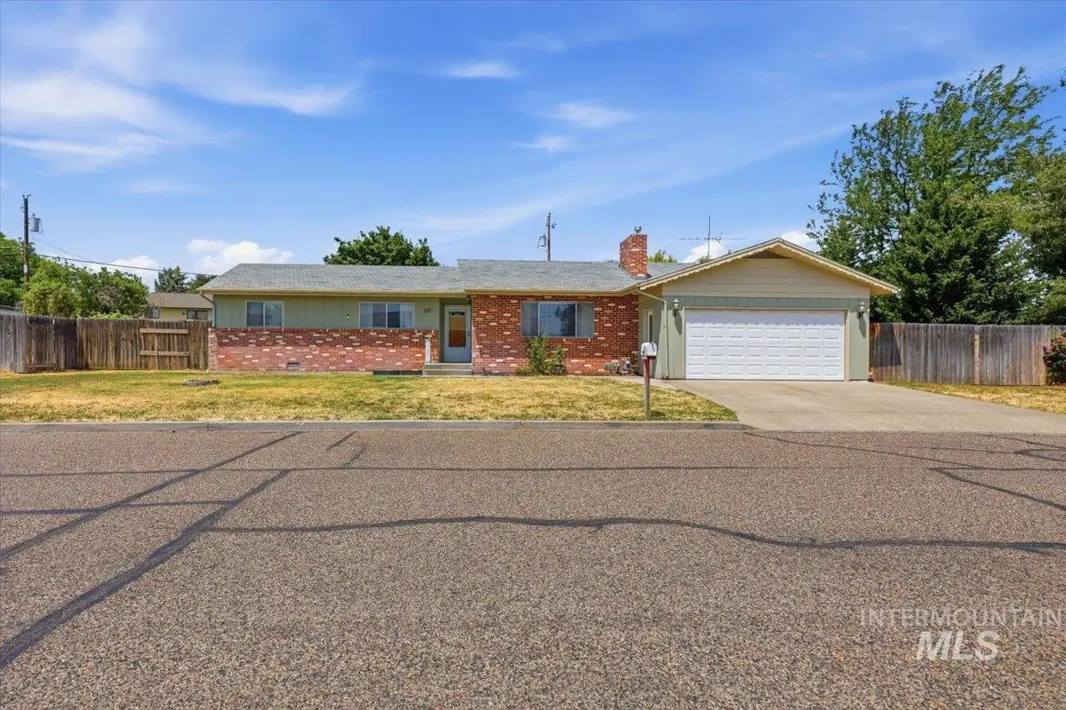 131 Sears Drive, Ontario, OR 97914 - #1
