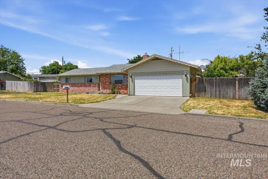 131 Sears Drive, Ontario, OR 97914 - #3