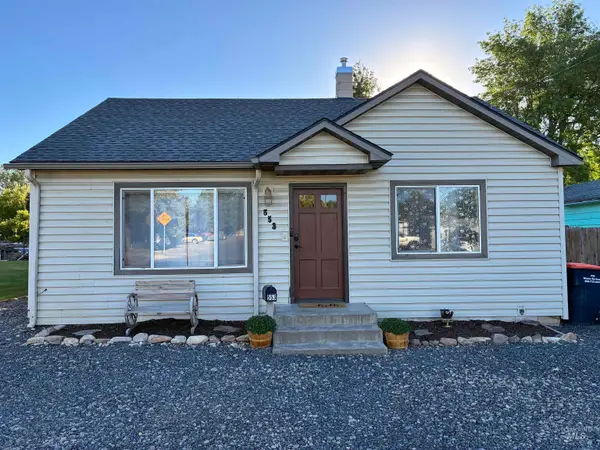 553 N Sparks St, Twin Falls, ID 83301