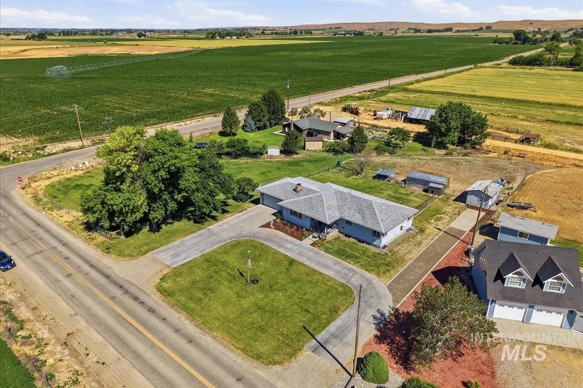 6850 W Black Canyon Hwy, Emmett, ID 83617 - #1