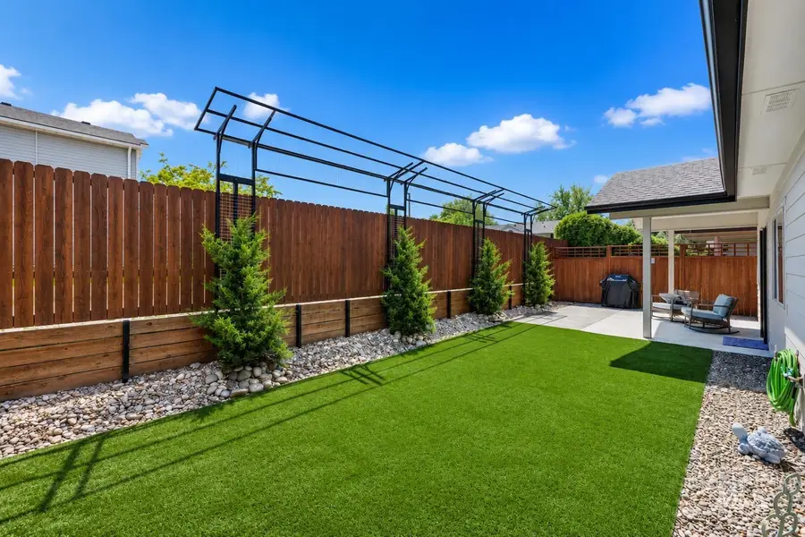 2439 E Hidden Creek, Nampa, ID 83687 - #2
