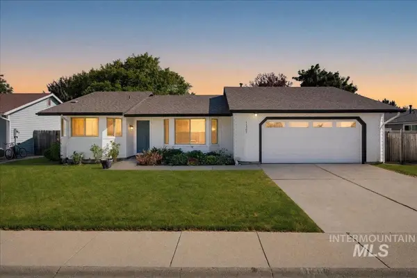 11367 W Hinsdale Ct, Boise, ID 83713