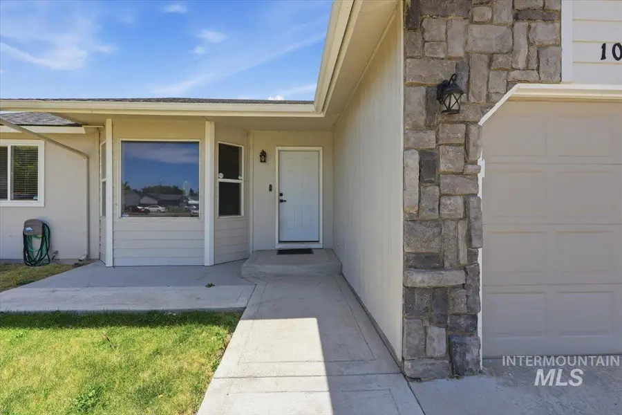 107 Sunridge Dr, Caldwell, ID 83605 - #2
