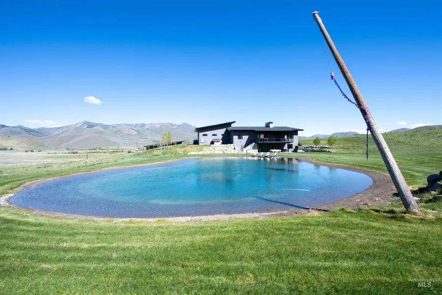 135 Rock Creek Rd, Hailey, ID 83333 - #2