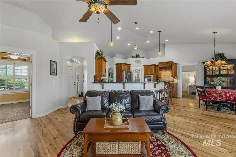9744 W Blackpool Ct, Star, ID 83669 - #3