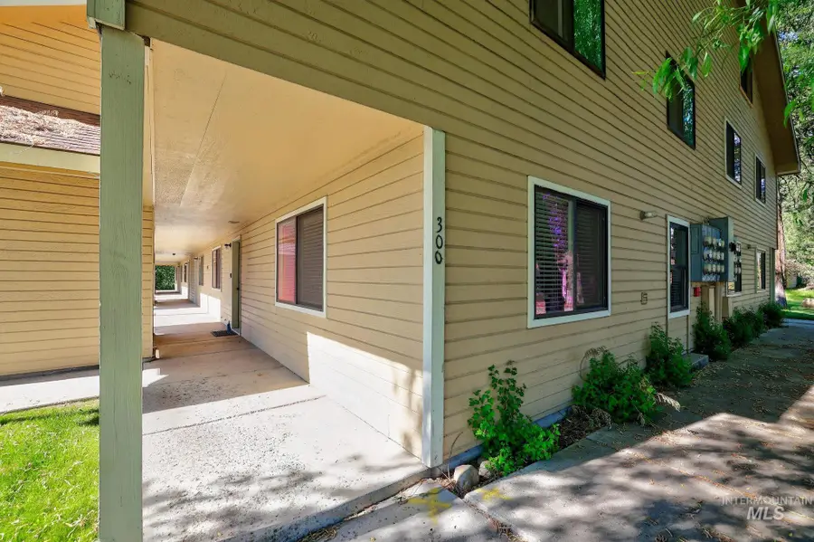 300 Washington Street #107, McCall, ID 83638 - #2