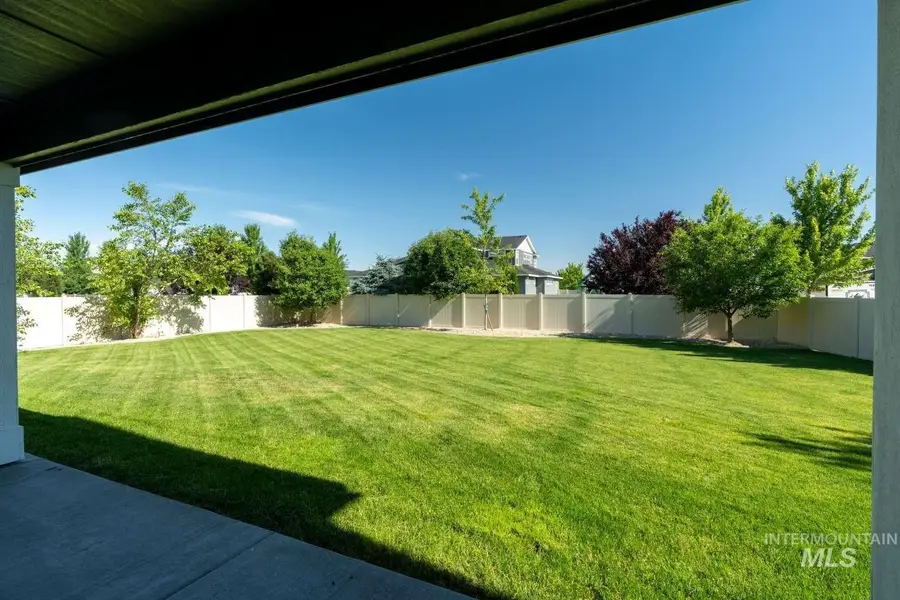2598 E La Grange Dr, Meridian, ID 83642 - #3
