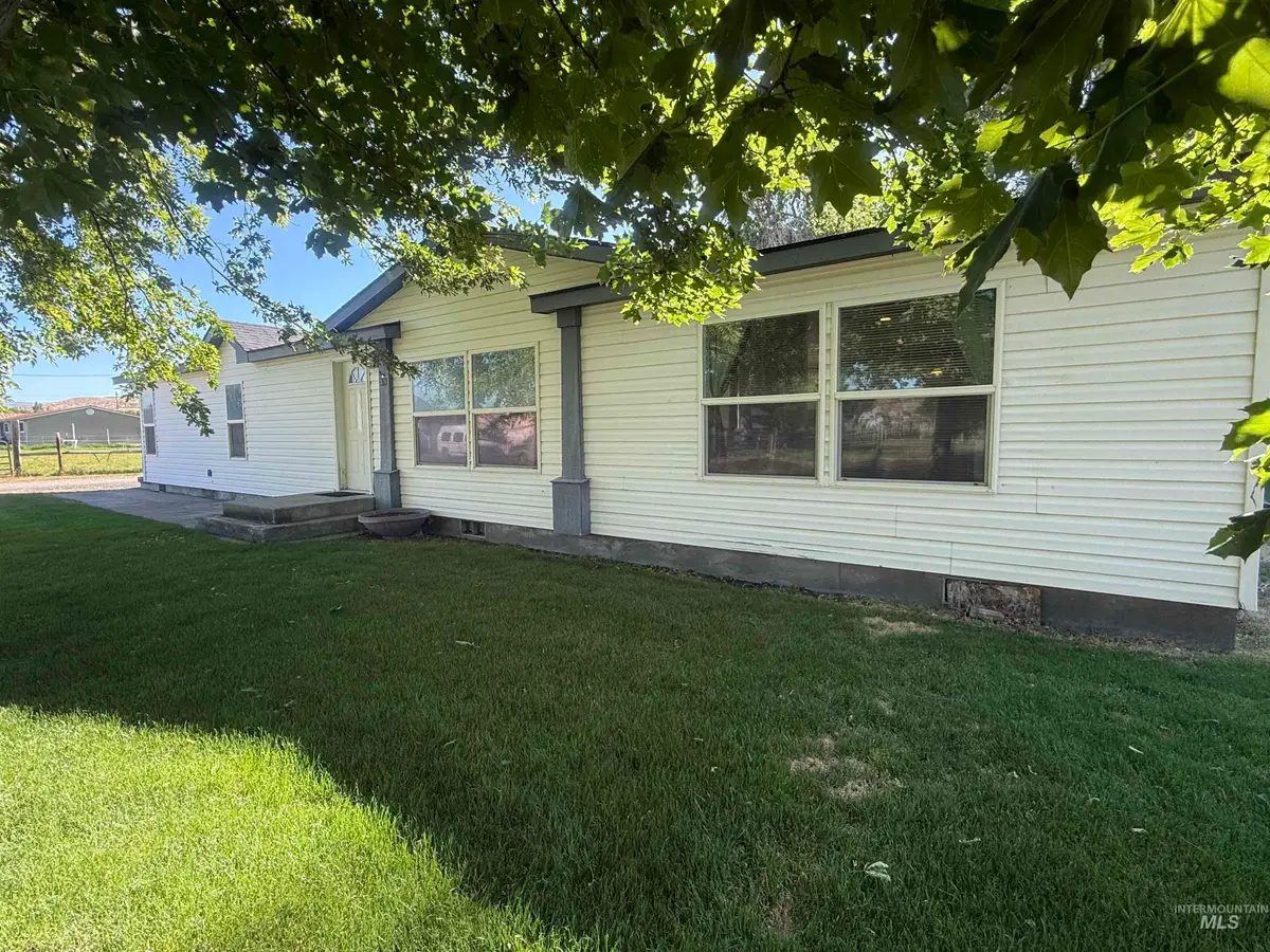 576 N Elmore, Glenns Ferry, ID 83623 - #1