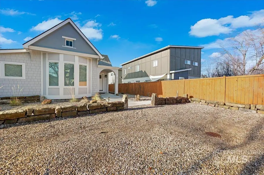 1001/1003 E. Franklin St., Boise, ID 83712 - #2