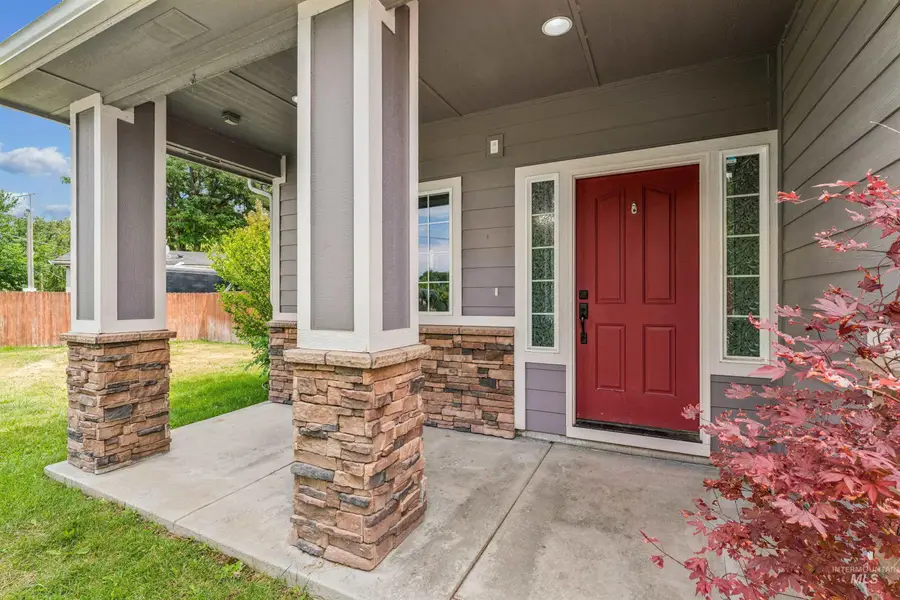 1801 Iowa, Nampa, ID 83686 - #2