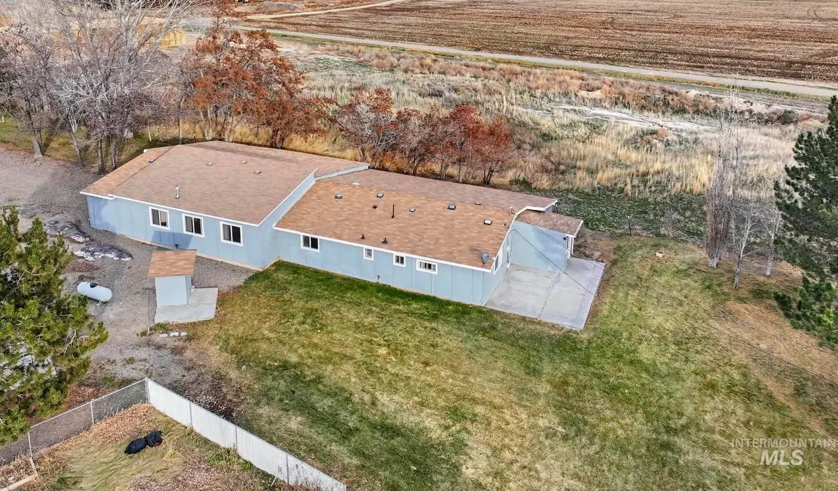 123 E 400 S, Jerome, ID 83338 - #1