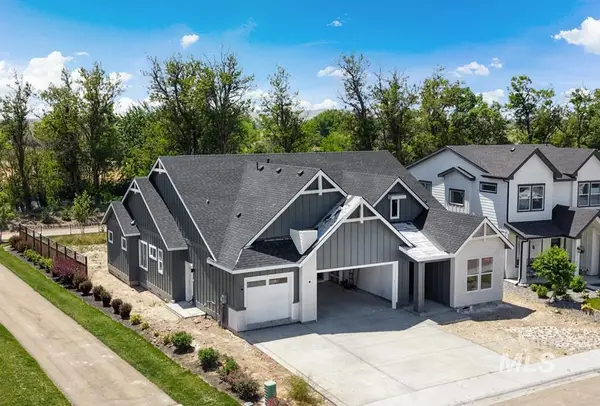 2141 E Thea Dr, Kuna, ID 83634