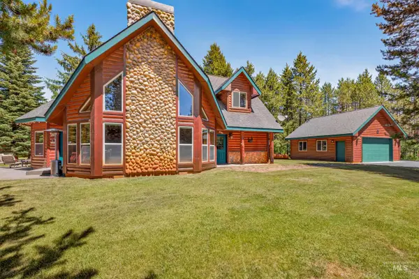 172 Lodgepole Lane, Donnelly, ID 83615