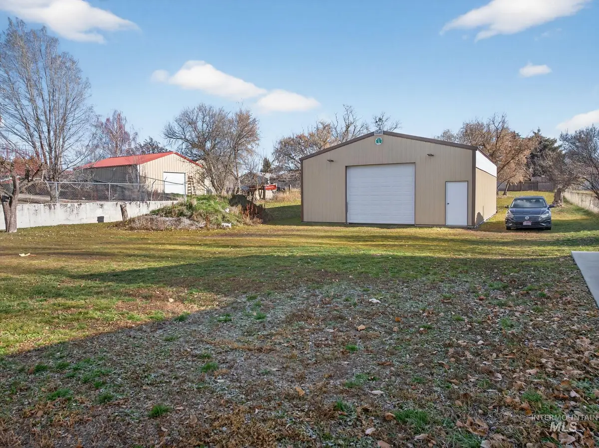 49 S 4th W, Green River, WY 82363 - #1