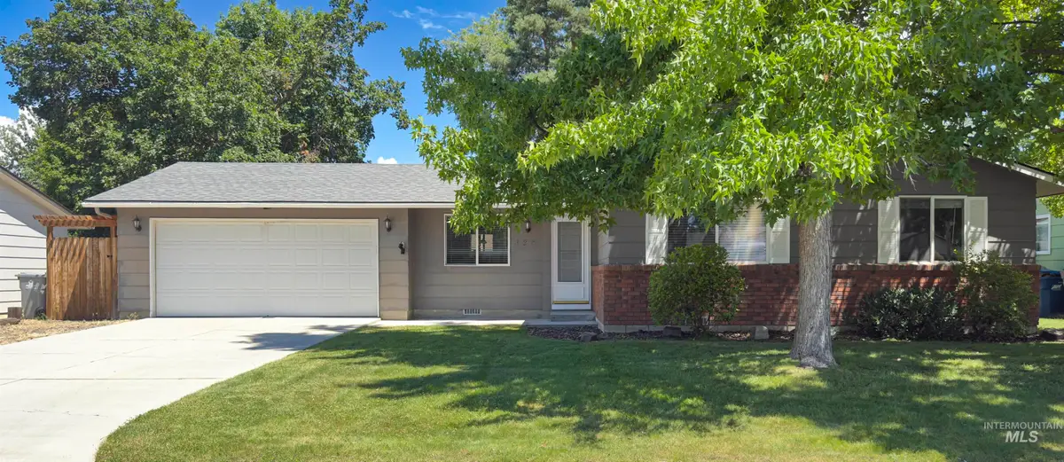 3298 N Clayton Place, Boise, ID 83704 - #1