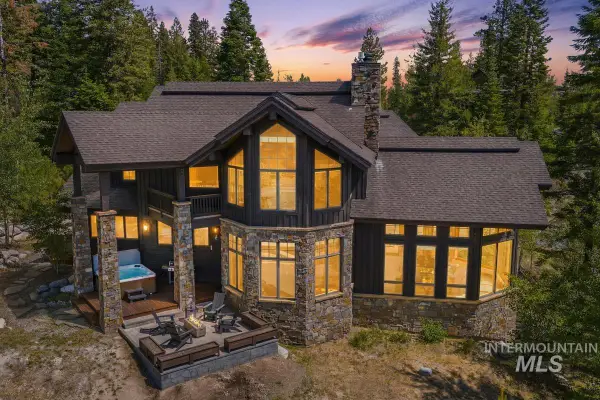 291 Whitewater Drive, Donnelly, ID 83615