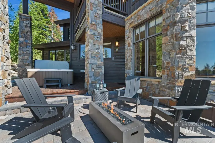 291 Whitewater Drive, Donnelly, ID 83615 - #2