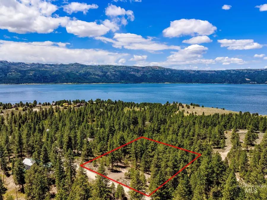 1497 Pine Ridge Dr, Cascade, ID 83611 - #2