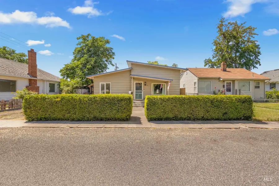 740 9th Street, Clarkston, WA 99403 - #2