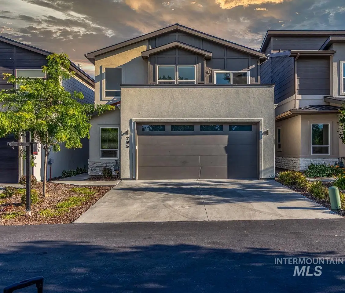 795 E Bissett St, Meridian, ID 83642 - #1