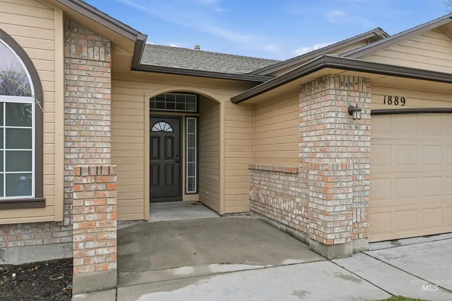 1889 Pilgrim Ave, Boise, ID 83704 - #2