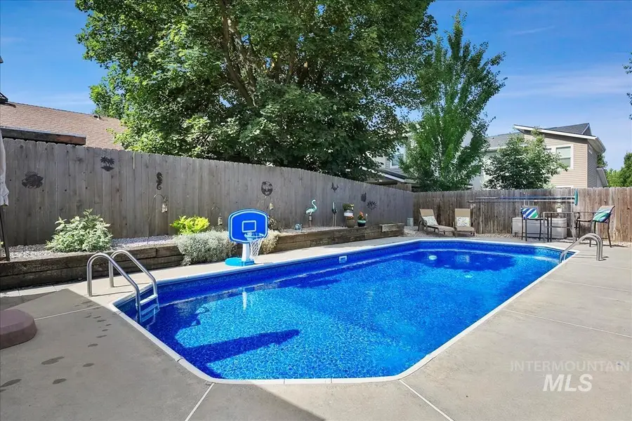 171 E Northview Dr, Eagle, ID 83616 - #2