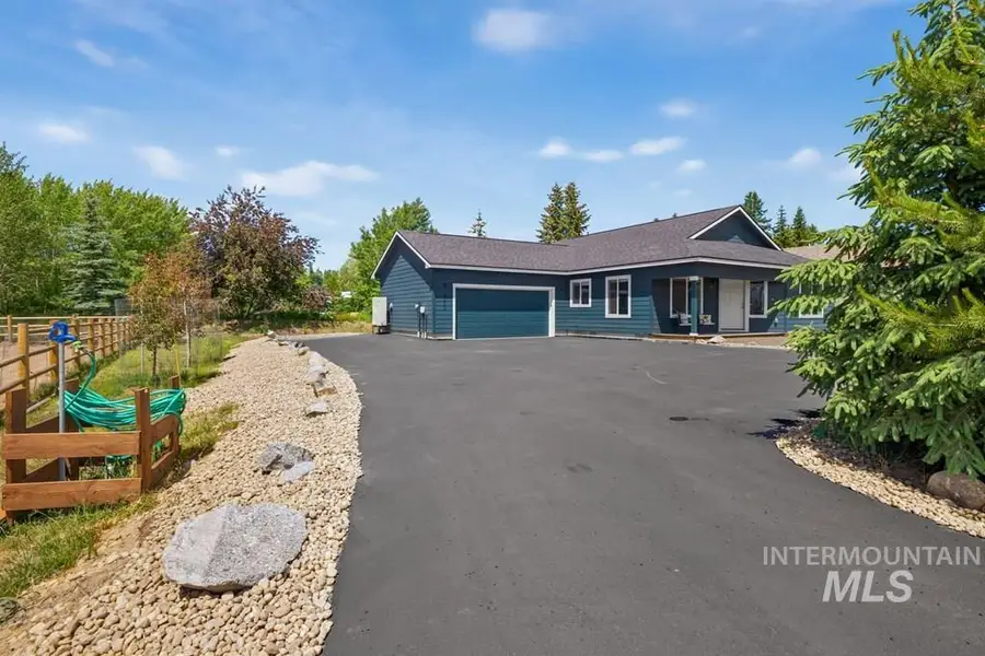 1023 Kaitlyn Loop, McCall, ID 83638 - #3