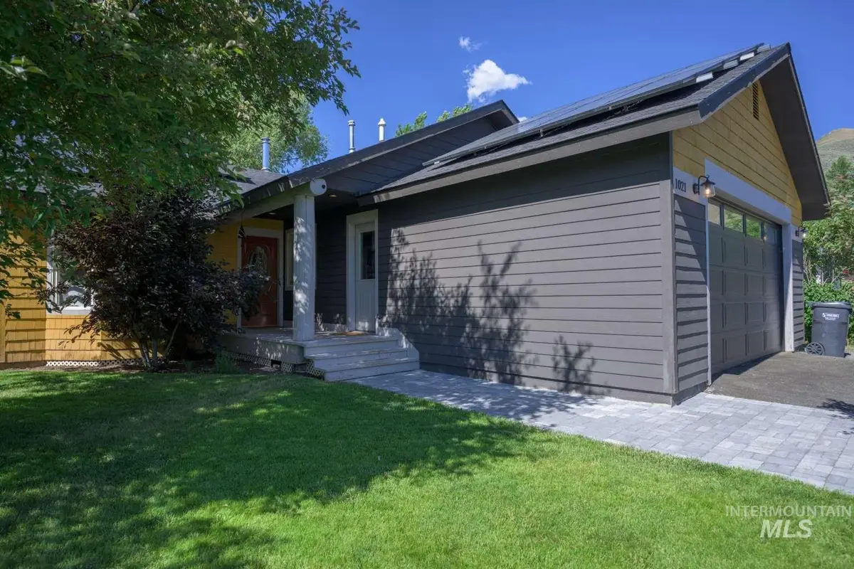 1021 Cherry Hill Dr, Hailey, ID 83333 - #1