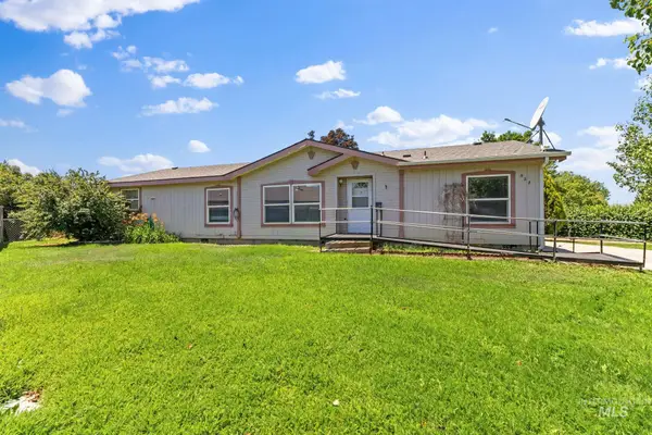 327 W Ave I, Jerome, ID 83338