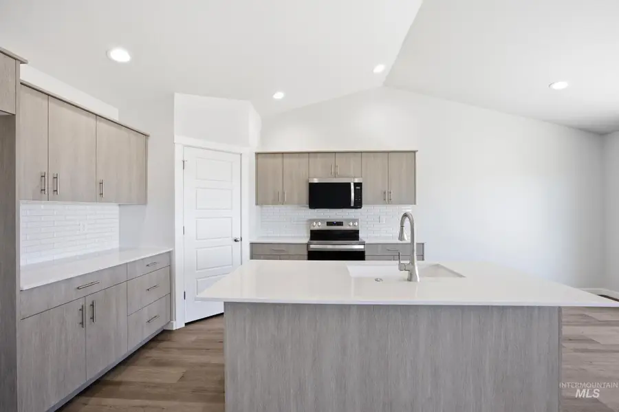 2450 W Clegane Ct, Kuna, ID 83634 - #3