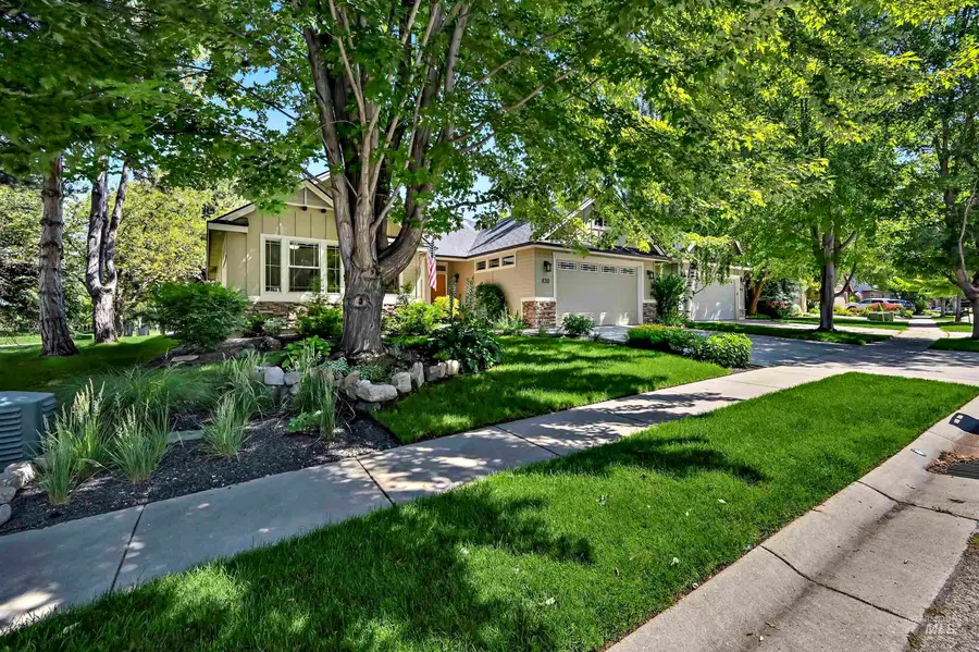 830 E Thunderbird Court, Eagle, ID 83616 - #3