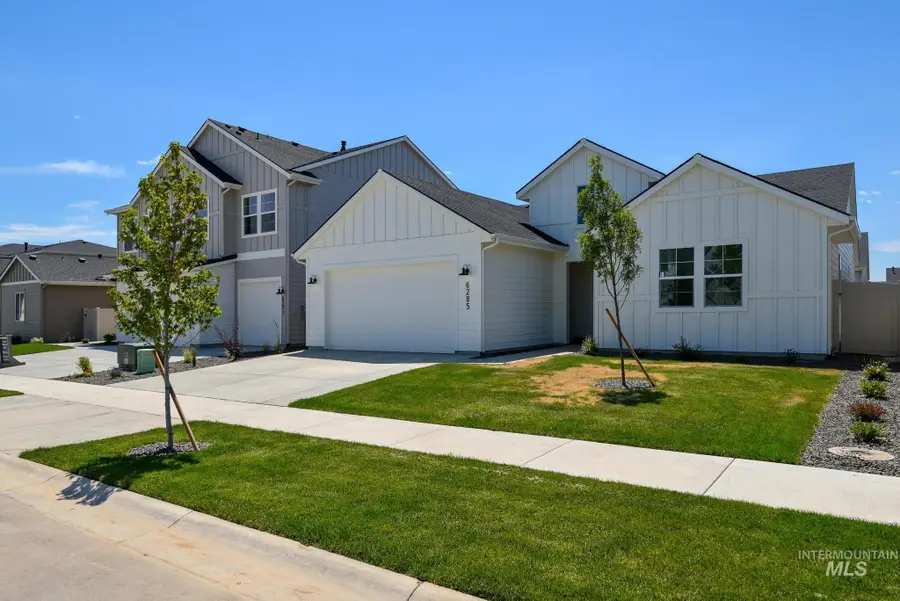 6285 W Snow Currant St, Meridian, ID 83646 - #3