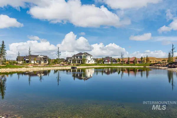 3402 N Harvest Moon Way, Eagle, ID 83616