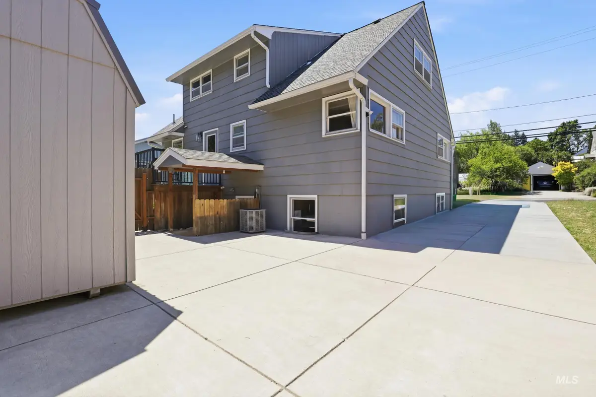 612 S Logan, Moscow, ID 83843 - #1