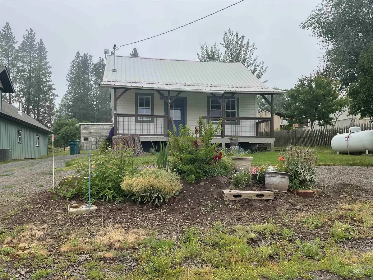 209 Mason Ave, Winchester, ID 83555 - #1