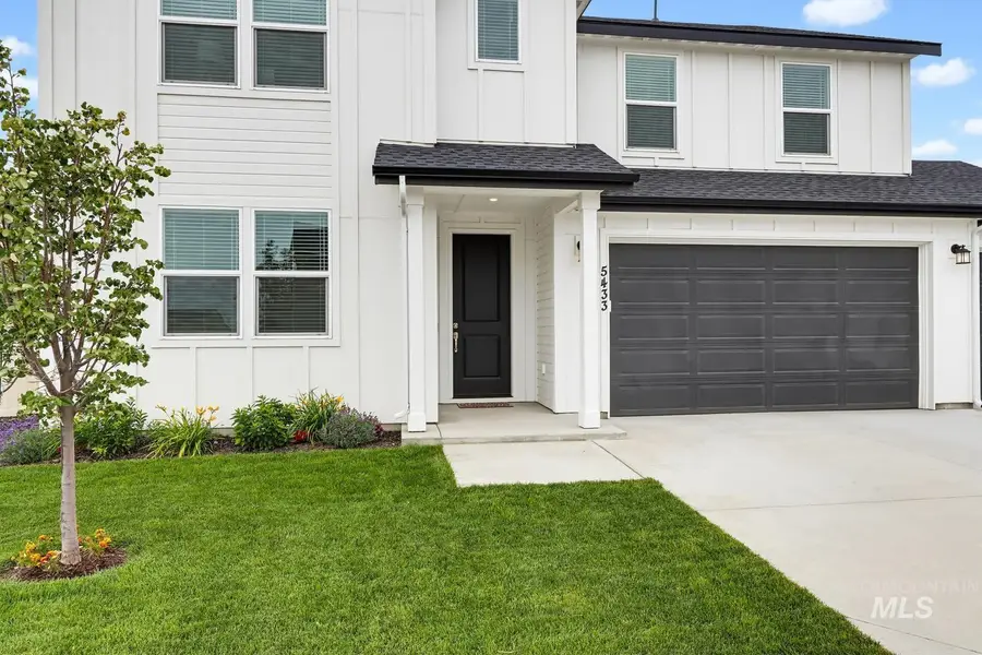 5433 E Terrace Falls Ct, Nampa, ID 83686 - #3