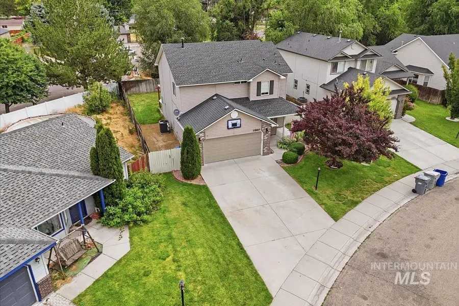 11860 Huckleberry Dr, Nampa, ID 83651 - #3