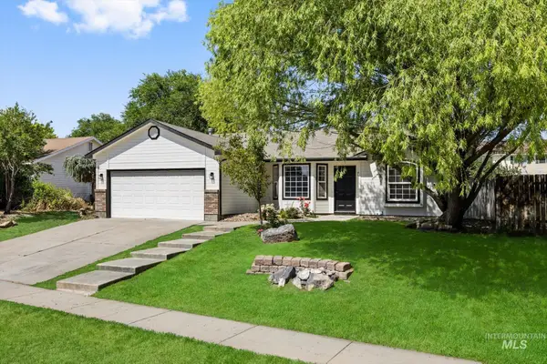 581 N Shady Grove Way, Kuna, ID 83634