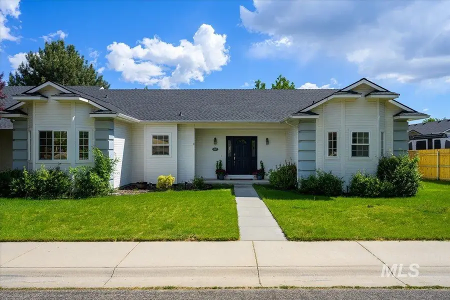 2687 E Alpomado St, Eagle, ID 83616 - #2