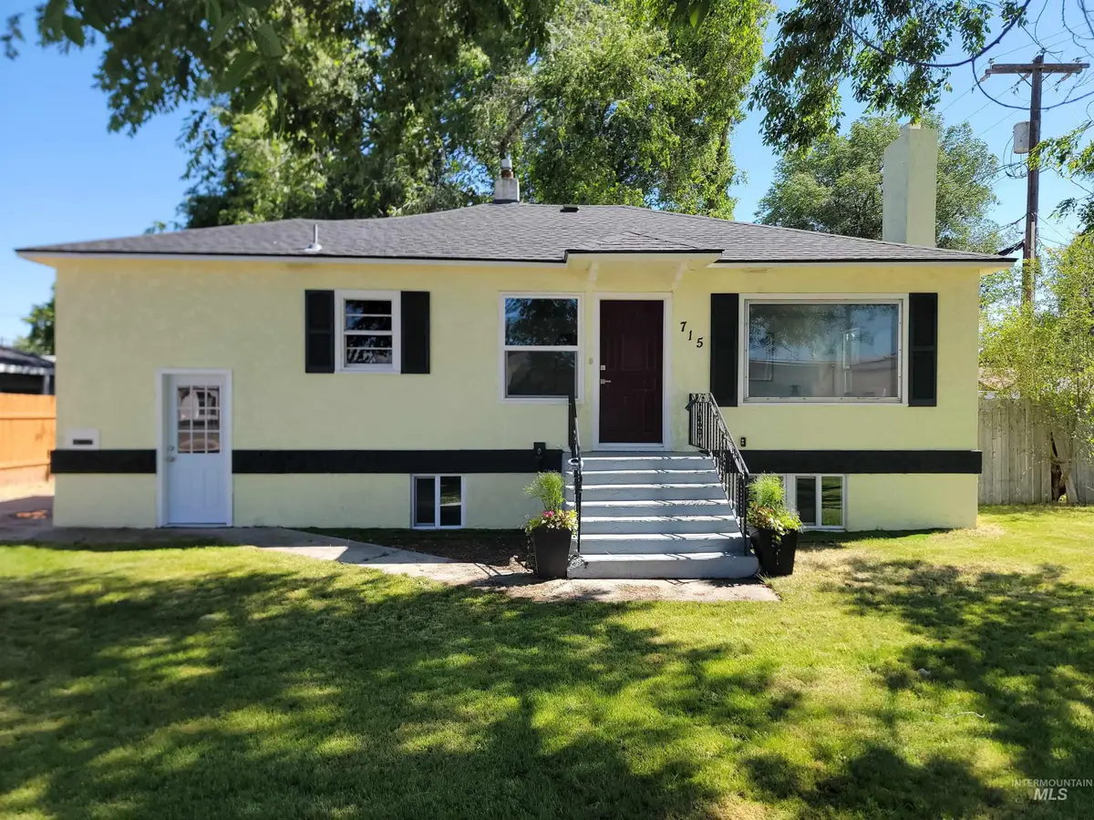 715 E Lincoln, Nampa, ID 83686 - #1
