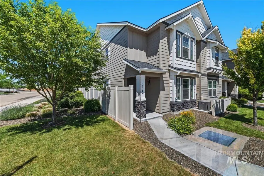2472 E Blue Tick St, Meridian, ID 83642 - #3