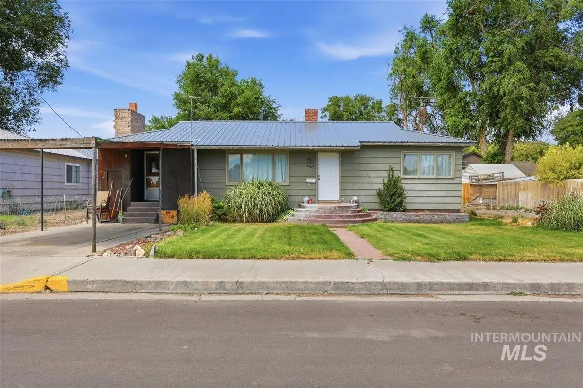 1060 F St W, Vale, OR 97918 - #1