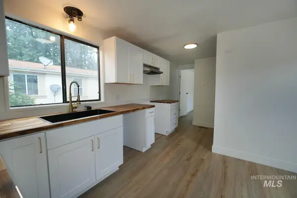 7826 Manassas Ln, Boise, ID 83714