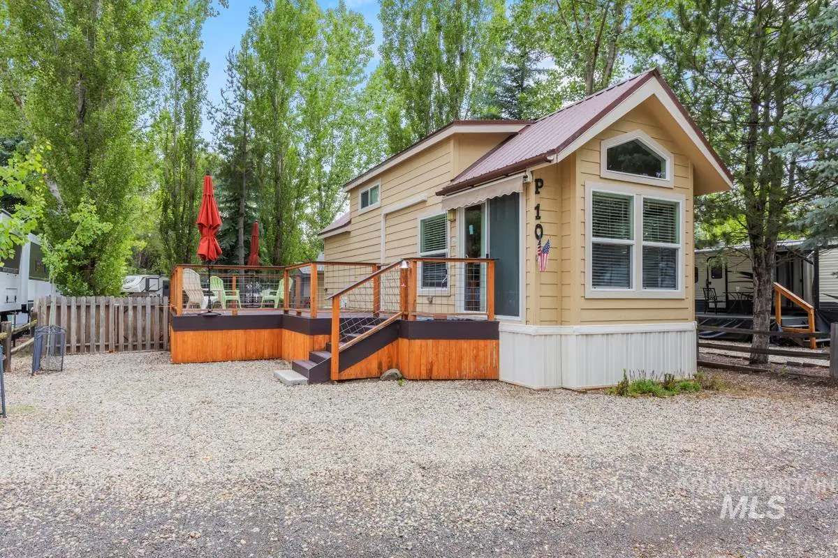 10 P Street, Cascade, ID 83611 - #1